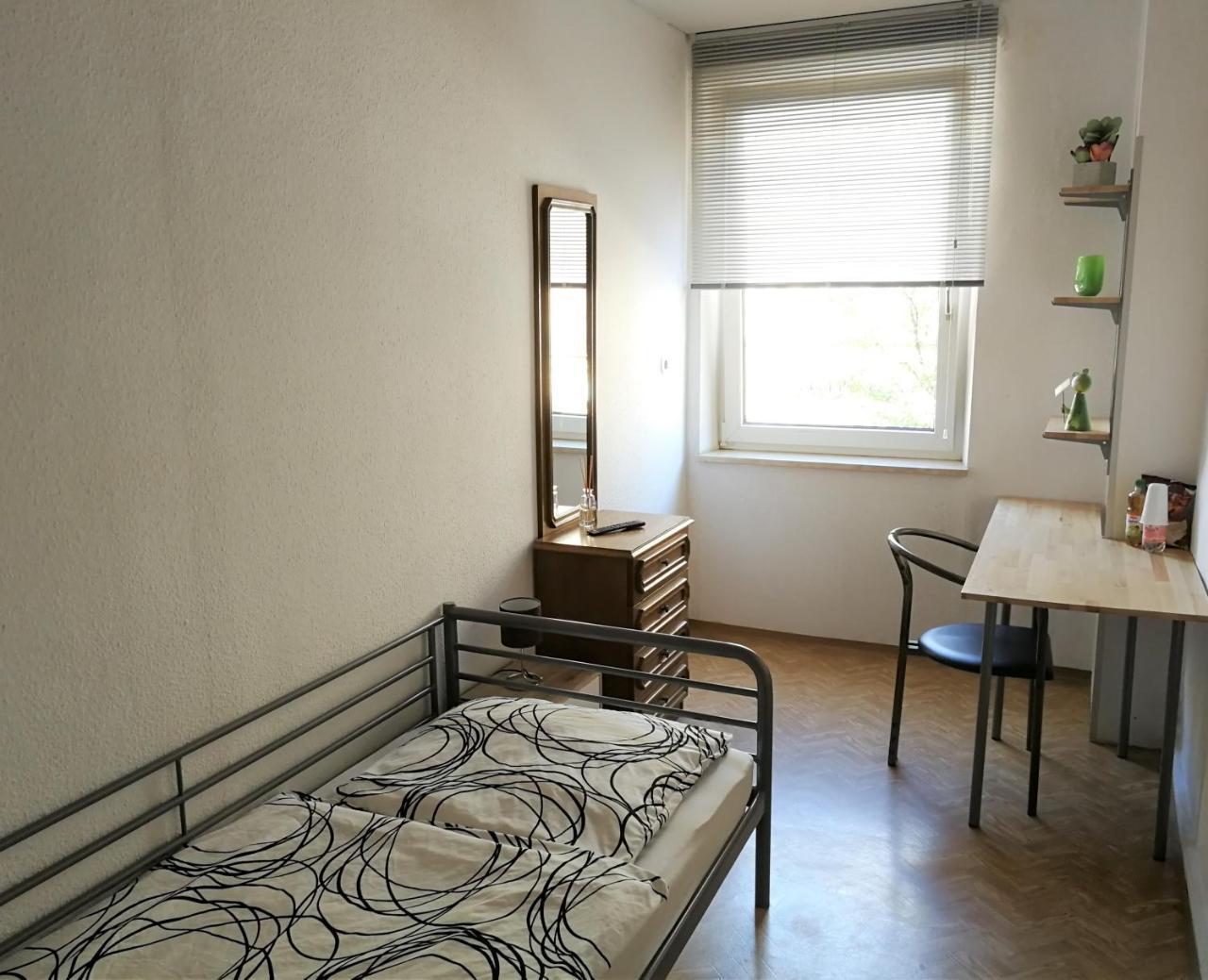 Privatzimmer Furth Zentrum Exterior photo